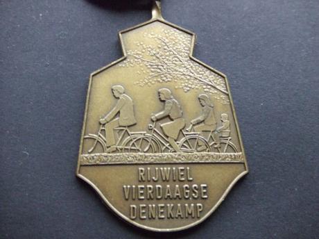 Denekamp Ootmarsum en Weerselo Dinkelland rijwielvierdaagse 1986